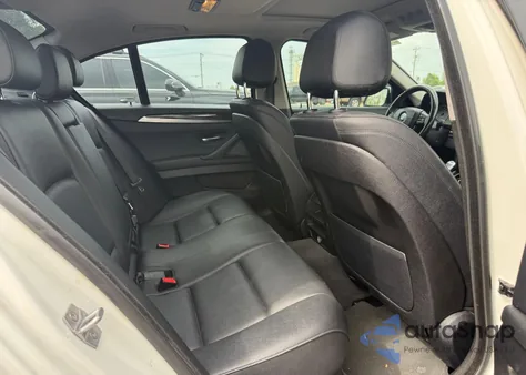 2015 BMW 528 I z USA, uszkodzony, nr VIN WBA5A5C50FD516607